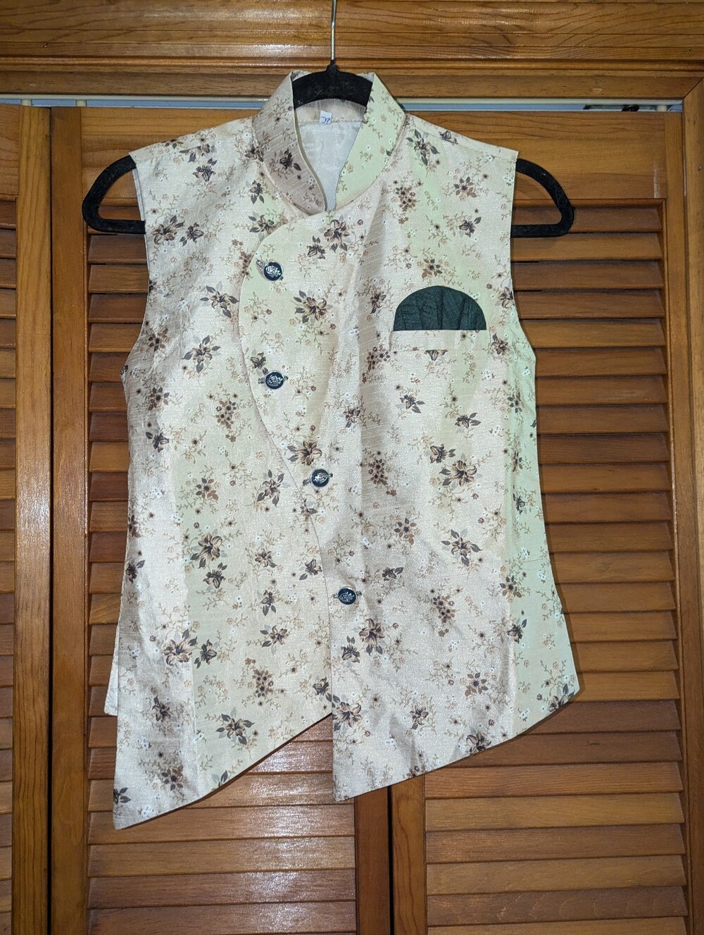 Vintage Nehru Jacket Top Creams And Sage Brown Floral Detail Academia